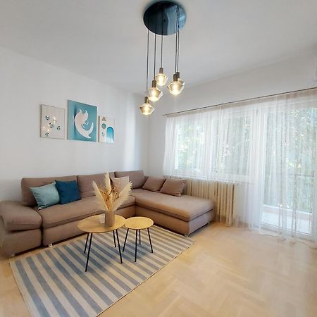 The Circle Apartment Skopje Exterior foto